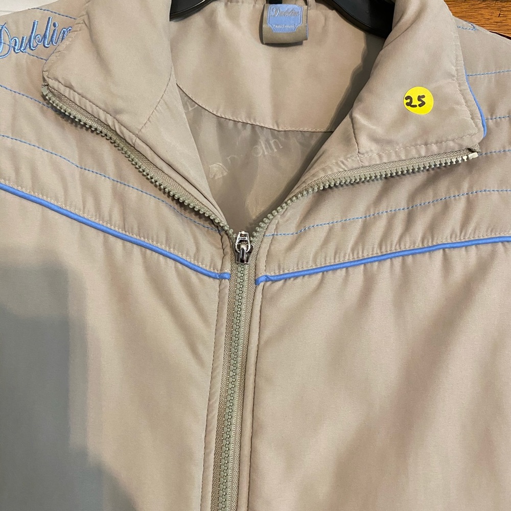 Women’s Like New Vest